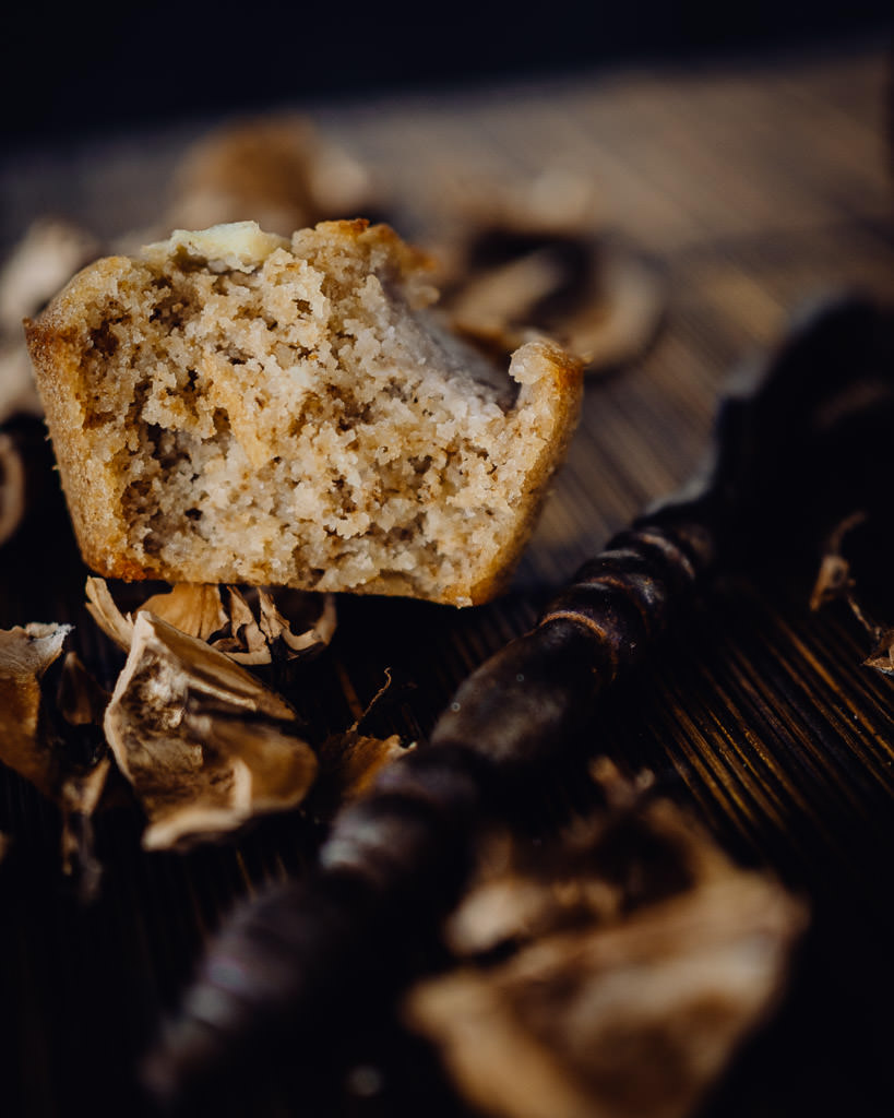 Financiers aux noix, sirop d'érable et pomme (casse-noix) - Charlie Cocotte - Photographe culinaire